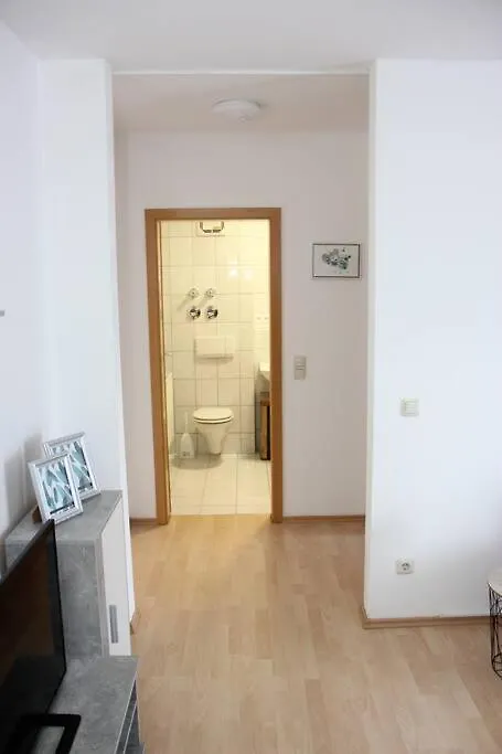 Apartment Ferienwohnung Mit Balkon Schwandorf in Bayern